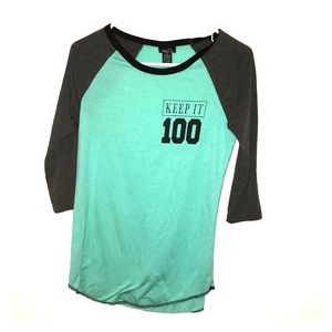 Baseball tee